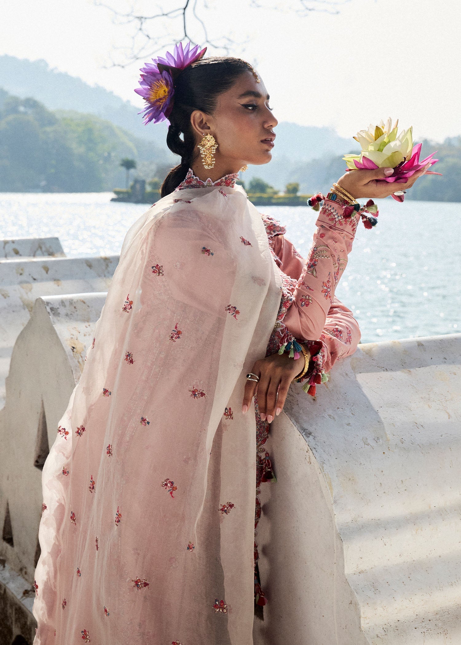 Hussain Rehar | Luxury Lawn 25 | Peaar - Official Hussain Rehar stockist in UK - Sakeena London
