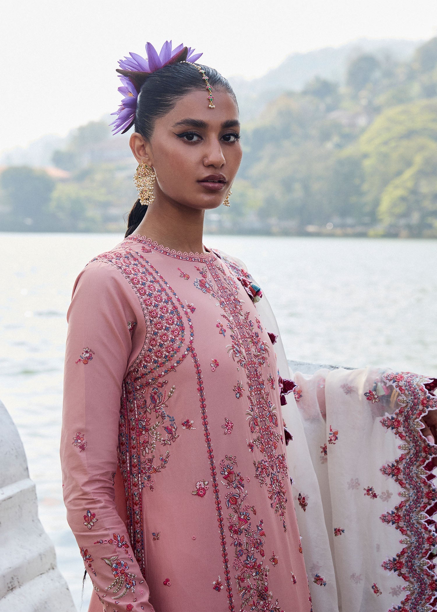 Hussain Rehar | Luxury Lawn 25 | Peaar - Official Hussain Rehar stockist in UK - Sakeena London