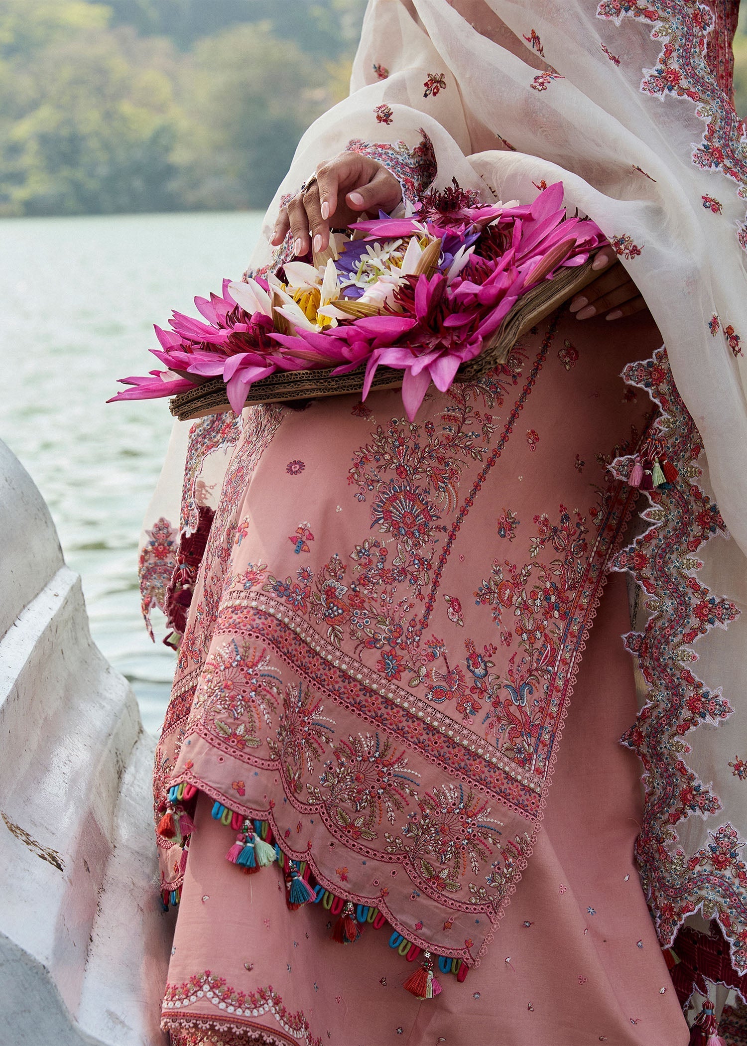 Hussain Rehar | Luxury Lawn 25 | Peaar - Official Hussain Rehar stockist in UK - Sakeena London
