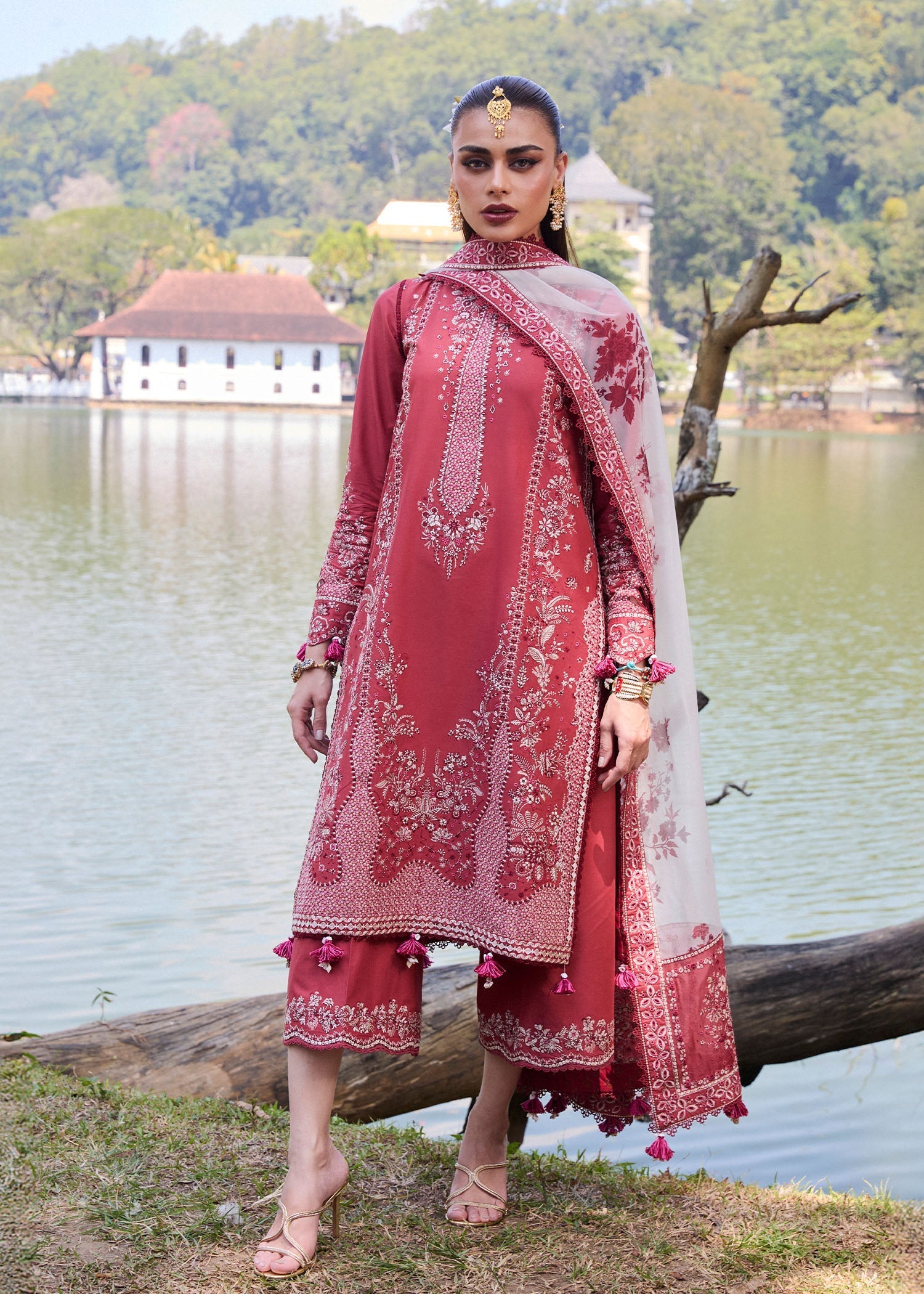 Hussain Rehar | Luxury Lawn 25 | Flare - Official Hussain Rehar stockist in UK - Sakeena London
