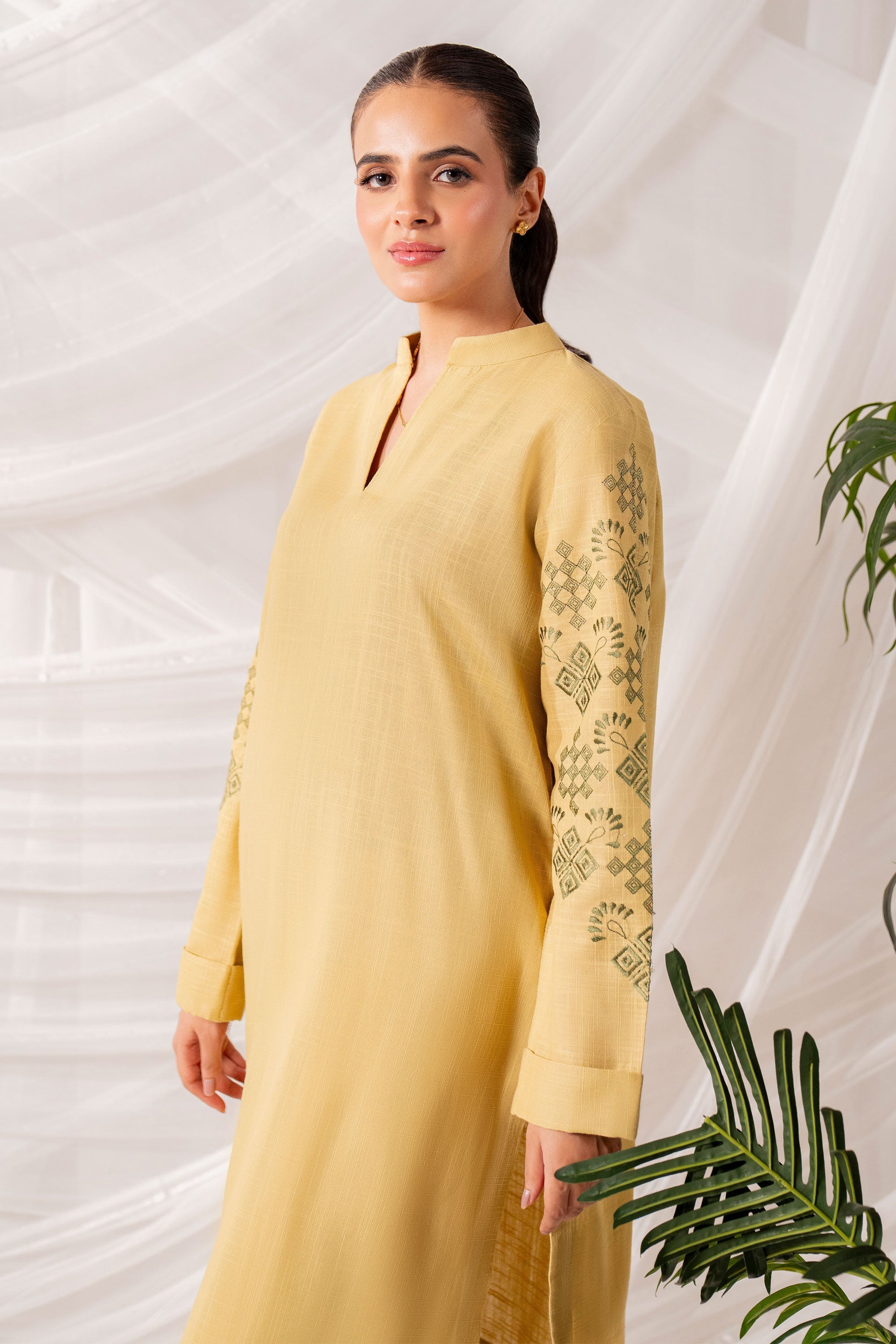 Hana | Khaddar Edit | Vedat - Official Hana stockist in UK - Sakeena London
