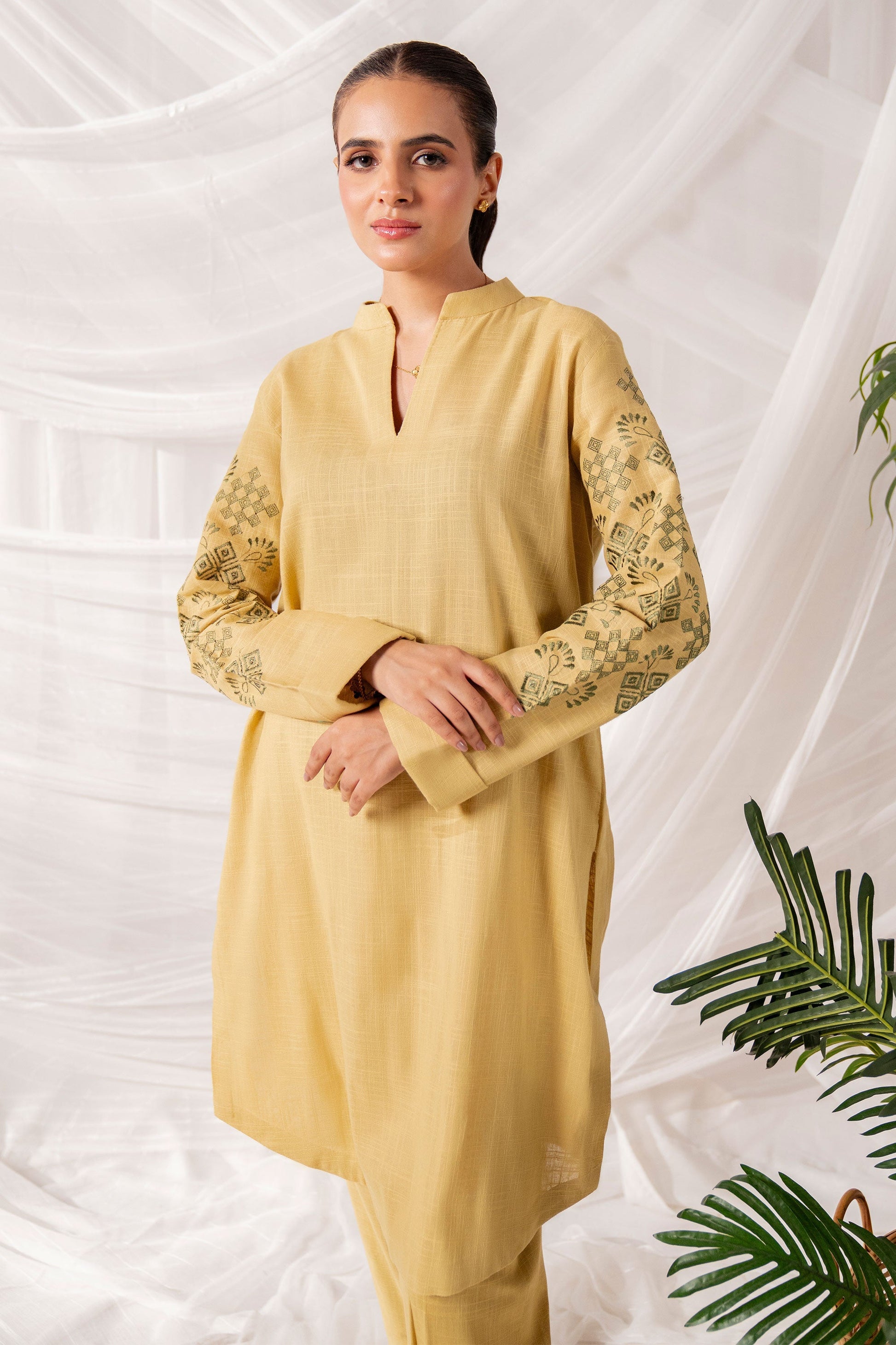 Hana | Khaddar Edit | Vedat - Official Hana stockist in UK - Sakeena London