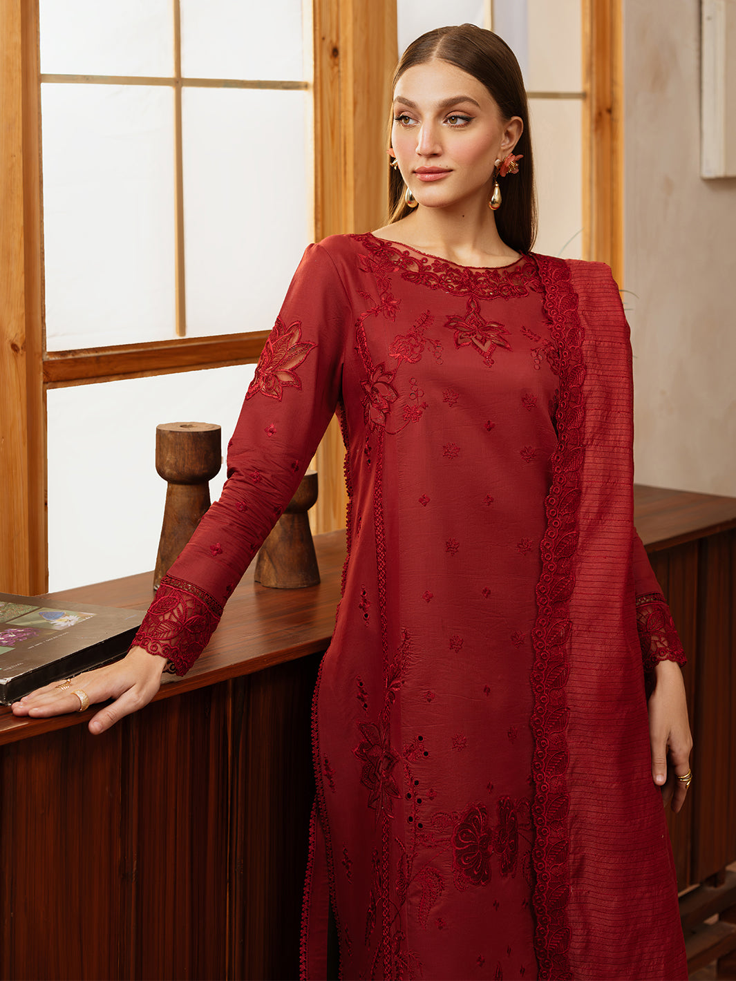 Mahnur | Florence Luxury Lawn 25 | HOORAIN - Official Mahnur stockist in UK - Sakeena London