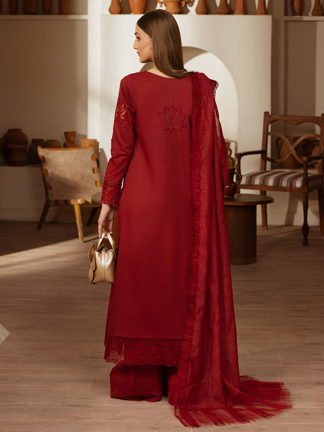 Mahnur | Florence Luxury Lawn 25 | HOORAIN - Official Mahnur stockist in UK - Sakeena London