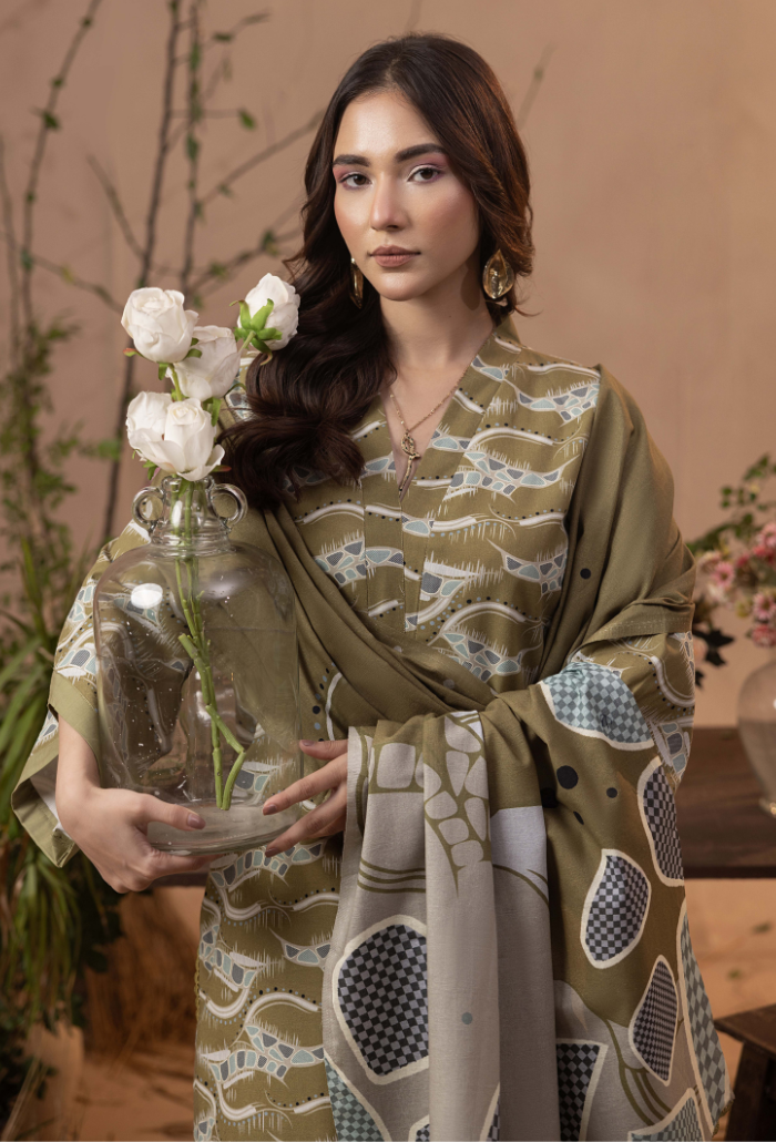 Humdum | Raya Khaddar | Raya - D08 - Official Humdum stockist in UK - Sakeena London