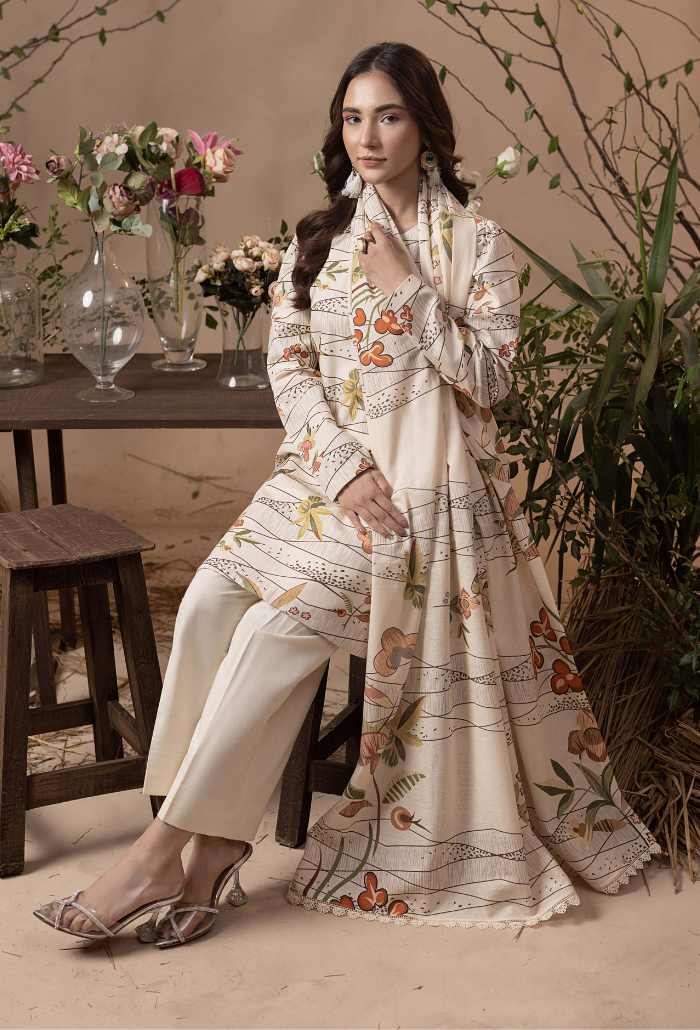 Humdum | Raya Khaddar | Raya - D04 - Official Humdum stockist in UK - Sakeena London