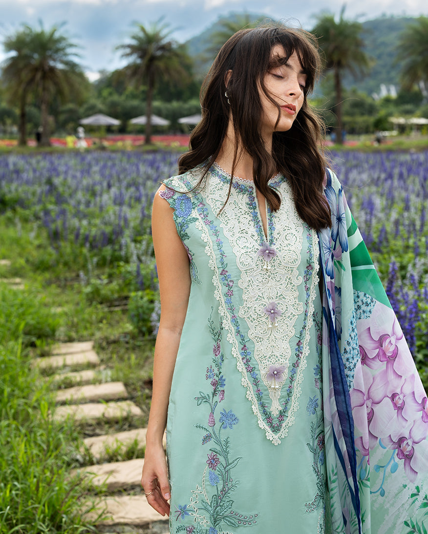 Mushq | Hemline the Secret Garden | Hummingbird Haven