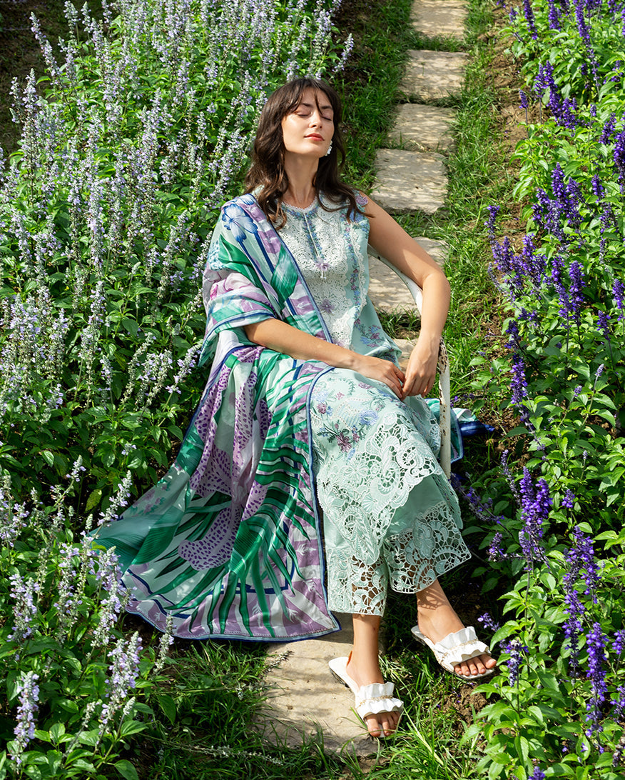 Mushq | Hemline the Secret Garden | Hummingbird Haven