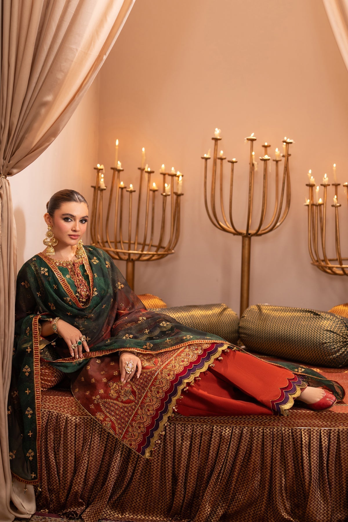 Alizeh | Jhalak Formals | AF-JHLK-02-HUSN - Official Alizeh stockist in UK - Sakeena London