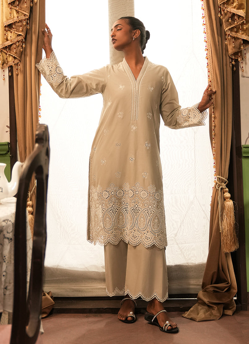 Image | Spring the Tea | ICSE-213284-12408 - Official Image stockist in UK - Sakeena London