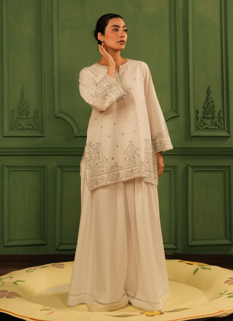 Image | Spring the Tea | ICSE-213473-12376 - Official Image stockist in UK - Sakeena London