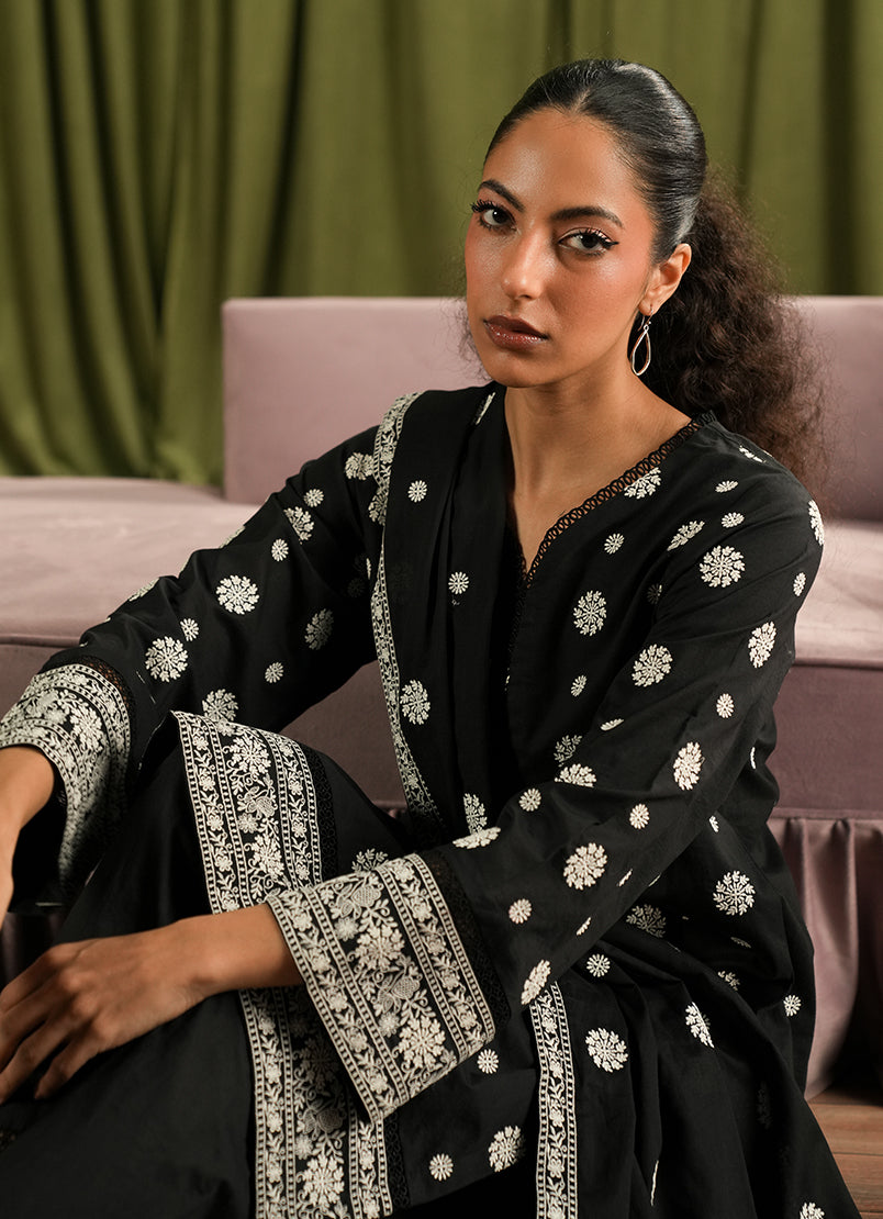 Image | Spring the Tea | ICSE-213669-12383 - Official Image stockist in UK - Sakeena London