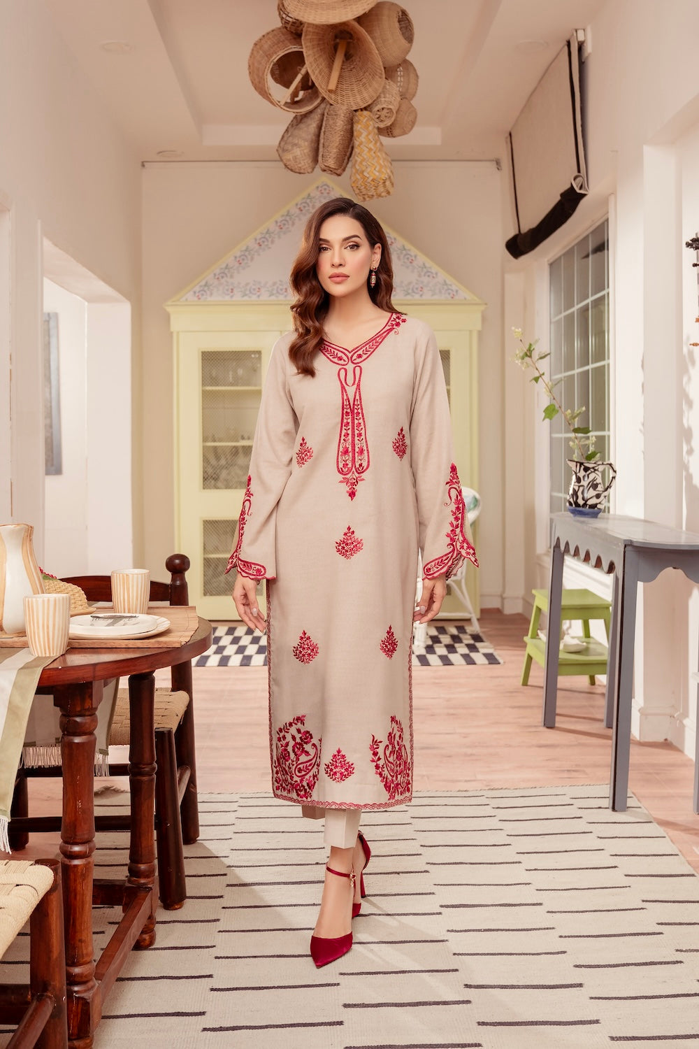 Vintage | Fall Essentials 24 | Romano - Official Vintage stockist in UK - Sakeena London