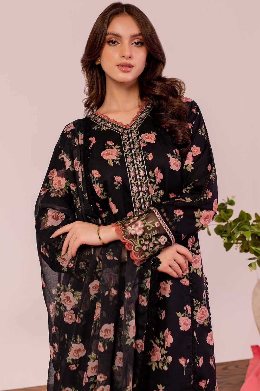 Farasha | Printed Essentials | Black Scarlet - Official Farasha stockist in UK - Sakeena London