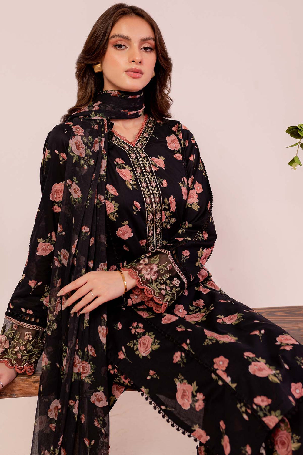 Farasha | Printed Essentials | Black Scarlet - Official Farasha stockist in UK - Sakeena London