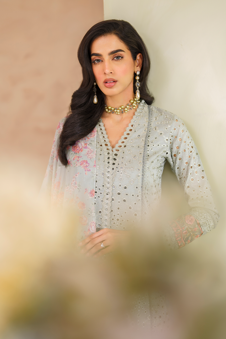 Iznik | Ready to Wear | IP-224 EMBROIDERED LAWN - Official Iznik stockist in UK - Sakeena London