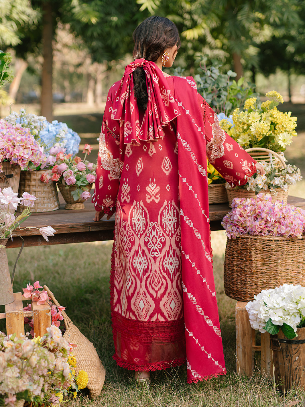 Parishay | Ivy Bloom Luxury Lawn | IVY-04 - Official Parishay stockist in UK - Sakeena London