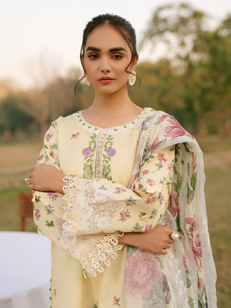 Parishay | Ivy Bloom Luxury Lawn | IVY-06 - Official Parishay stockist in UK - Sakeena London