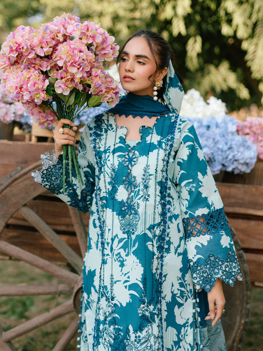 Parishay | Ivy Bloom Luxury Lawn | IVY-11 - Official Parishay stockist in UK - Sakeena London