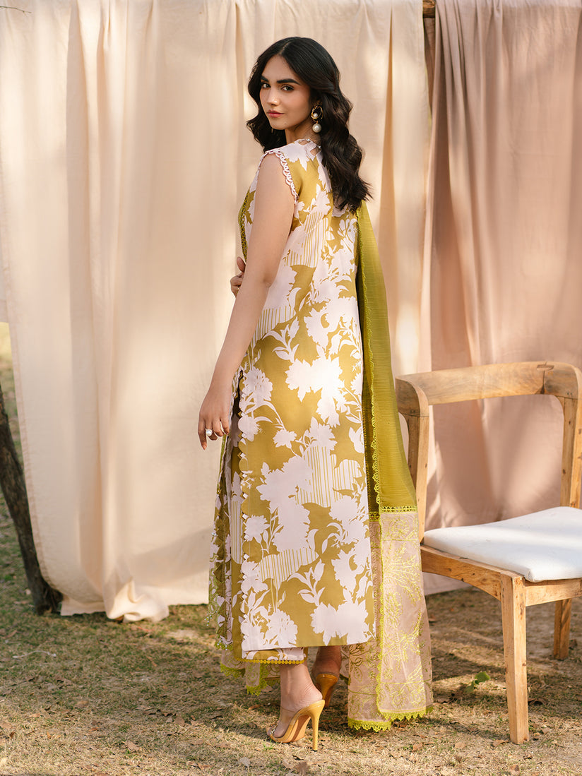 Parishay | Ivy Bloom Luxury Lawn | IVY-12 - Official Parishay stockist in UK - Sakeena London