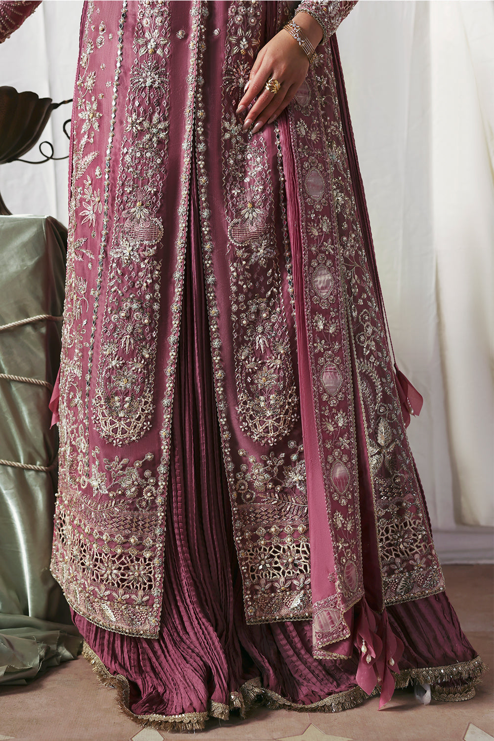 Soraya | Lumene Festive 26 | Isolde - Official Soraya stockist in UK - Sakeena London