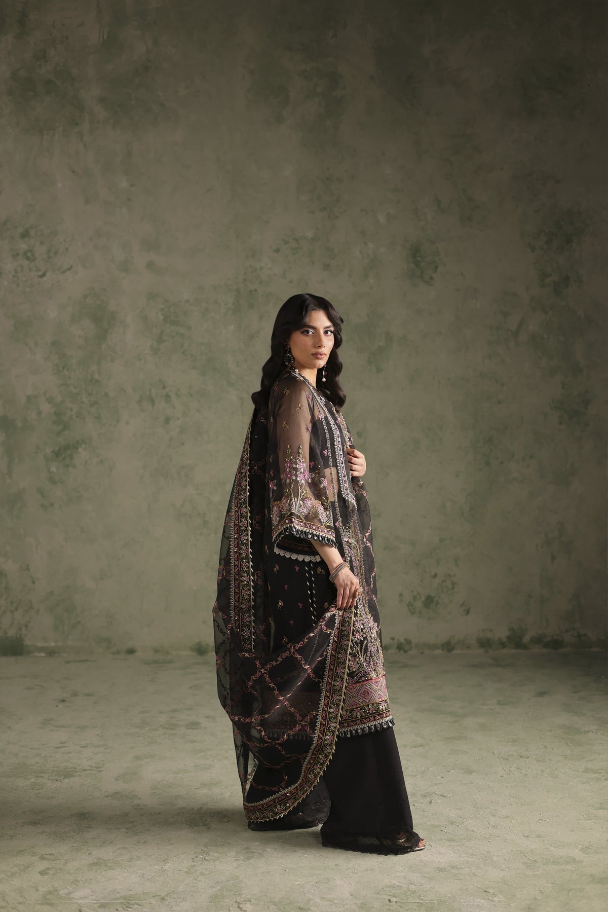 Imran Ramzan | Esmeree Wedding Formals | Ivresse Encanto