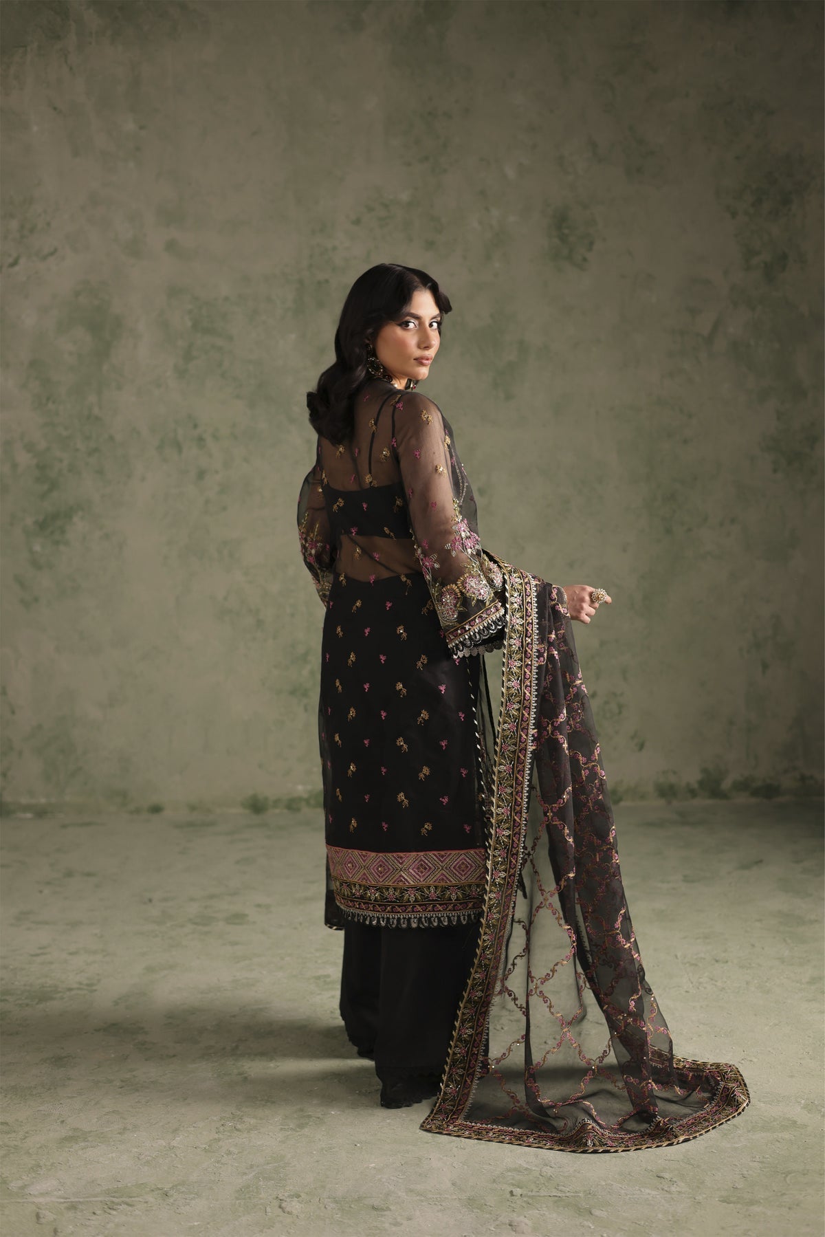 Imran Ramzan | Esmeree Wedding Formals | Ivresse Encanto