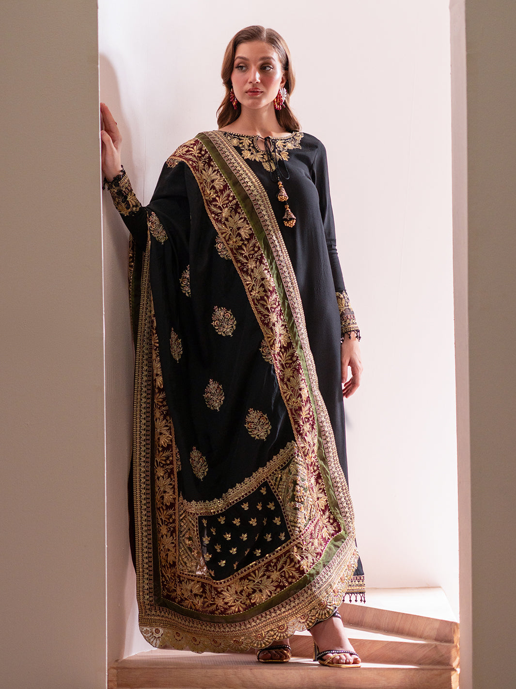 Izel | Stardust Luxury Collection | SLC-013-Echo - Official Izel stockist in UK - Sakeena London