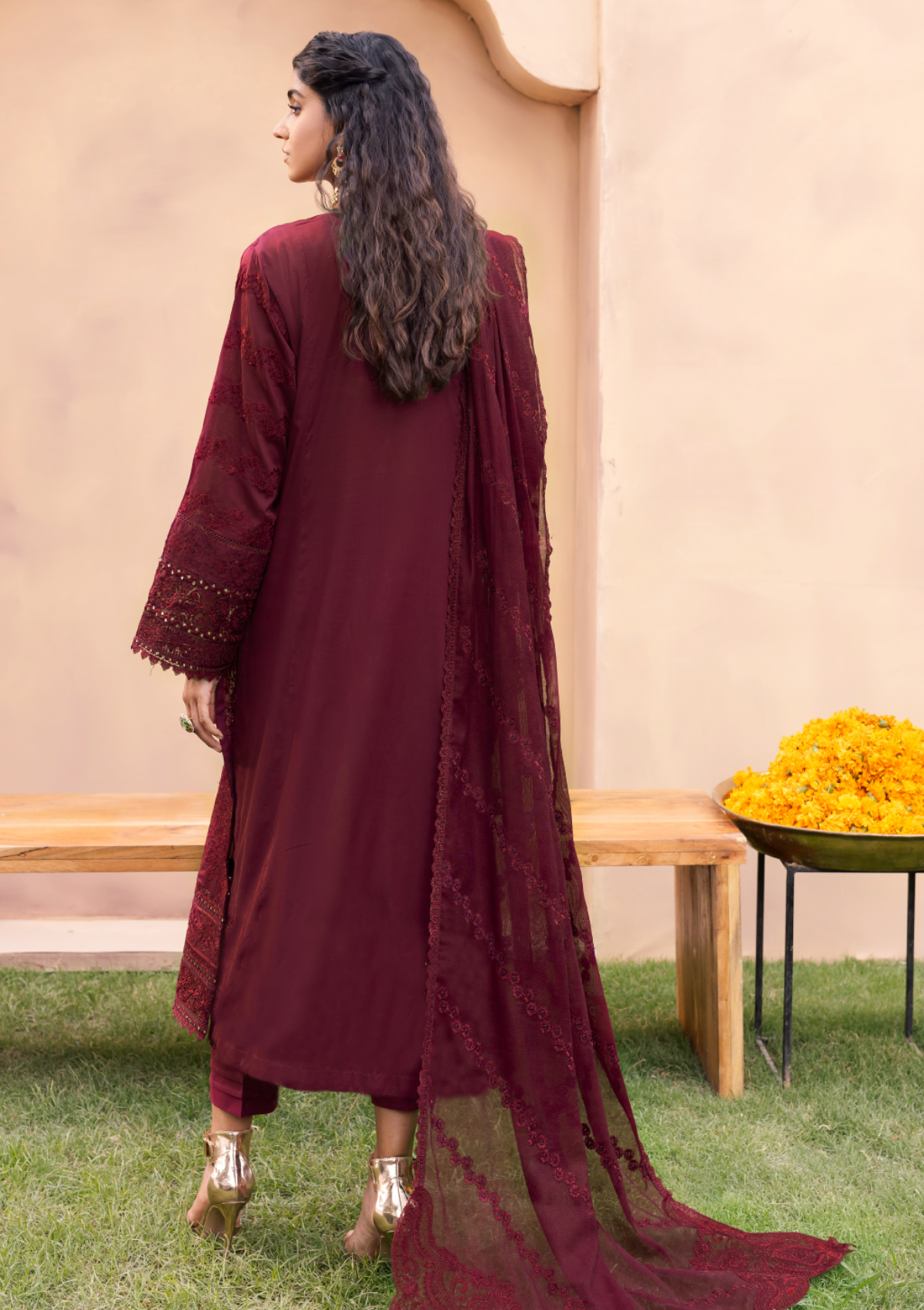 Lawn Collection - Iznik - Aashiaan - Festive - AL#01 ZYRA