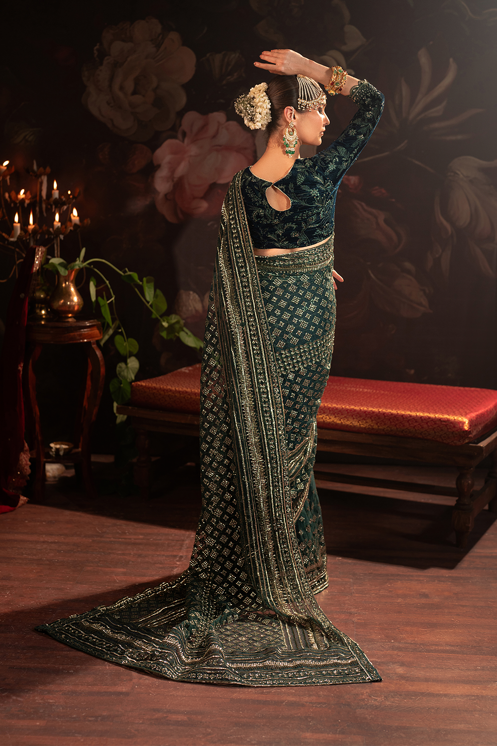 Iznik | Exclusive Velvet | IV-46 - Official Iznik stockist in UK - Sakeena London