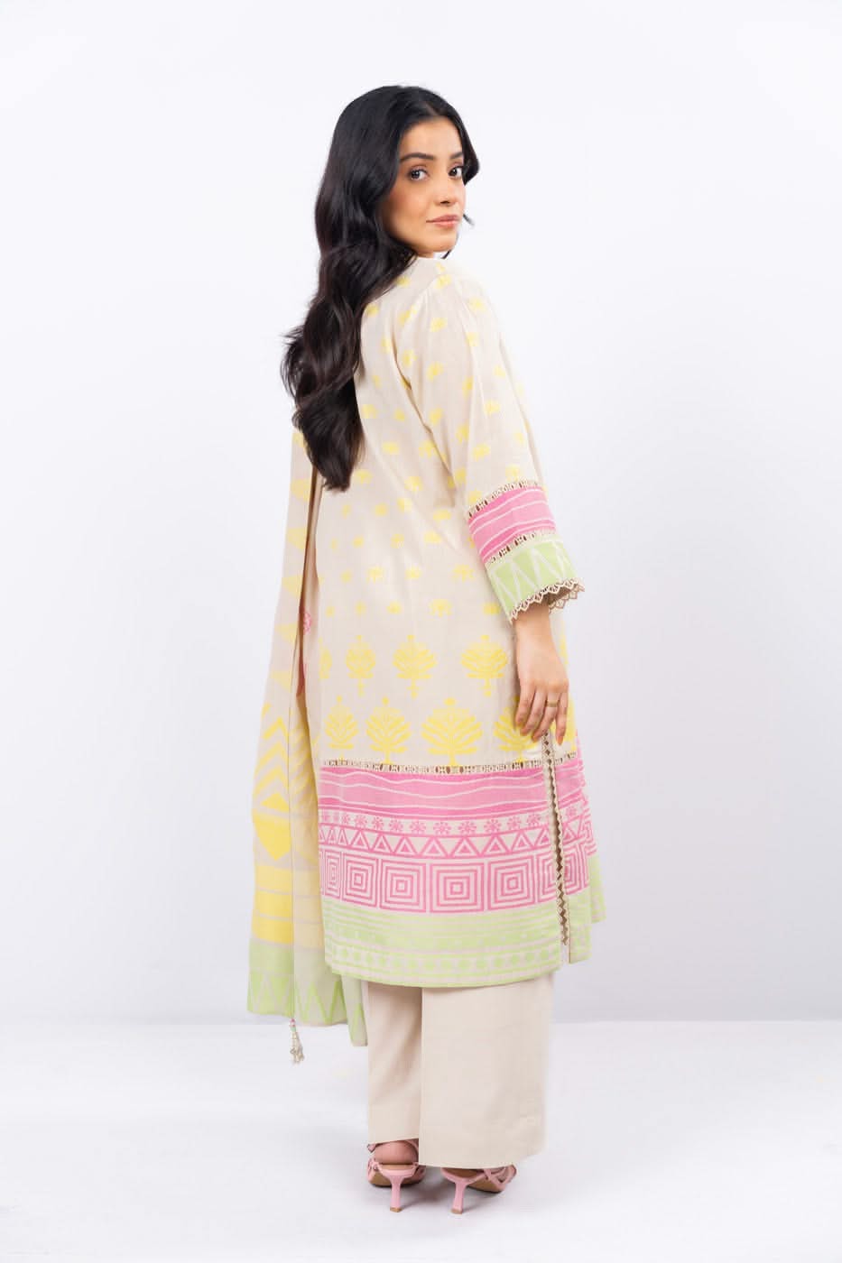 Al Karam | Winter 24 | PF-06-24 - Official Alkaram stockist in UK - Sakeena London