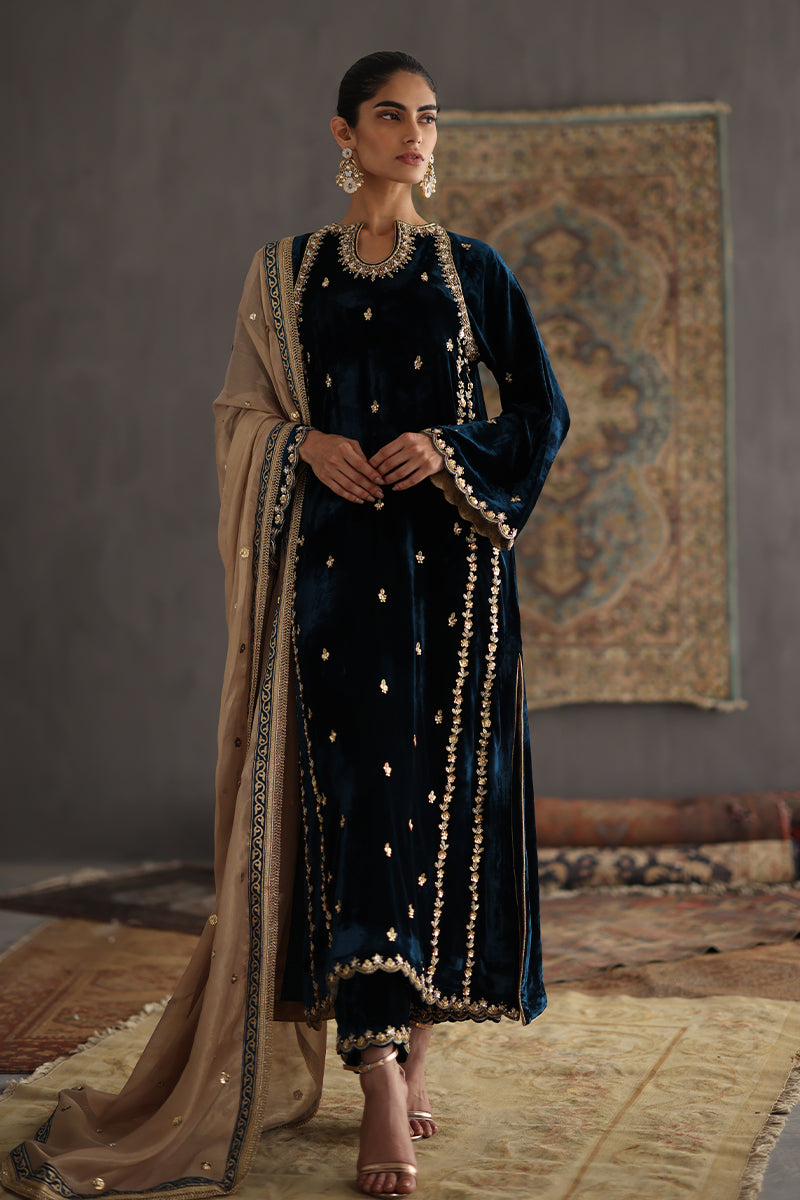 Sana Abbas | Velvet Formals | JOLINE - Official Sana Abbas stockist in UK - Sakeena London