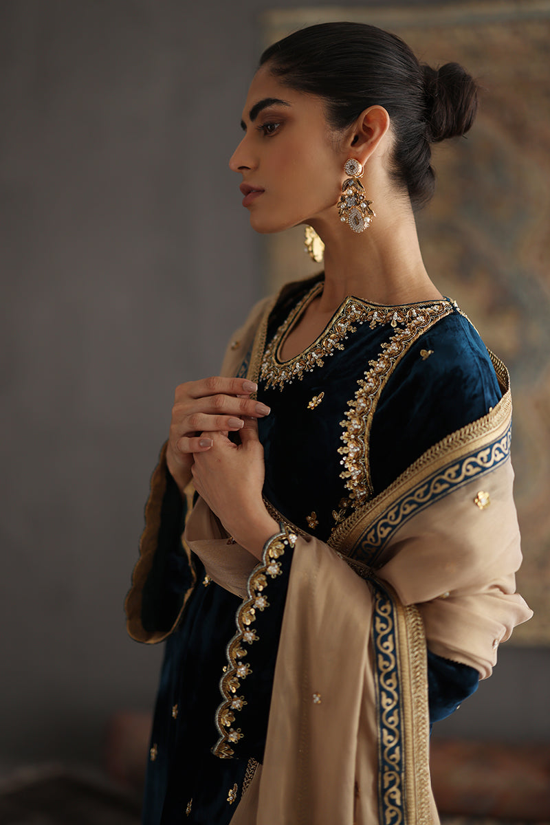 Sana Abbas | Velvet Formals | JOLINE - Official Sana Abbas stockist in UK - Sakeena London