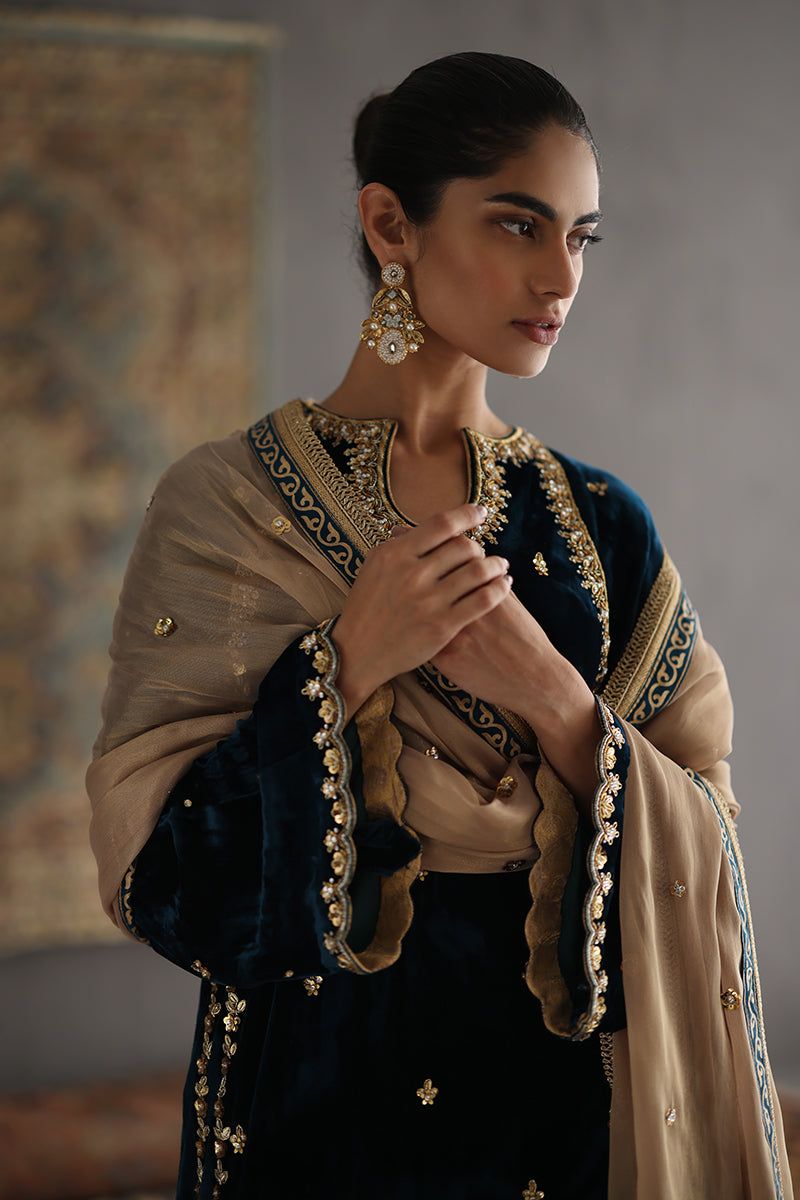 Sana Abbas | Velvet Formals | JOLINE - Official Sana Abbas stockist in UK - Sakeena London