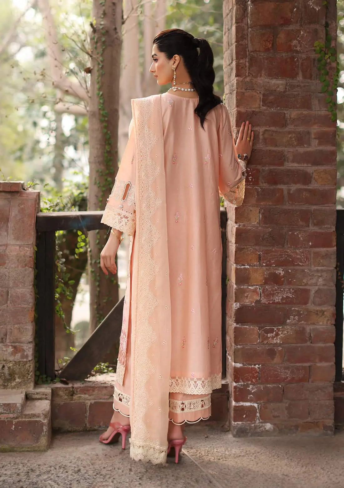 Kahf Premium | Festive Lawn 24 | KFL-11 MAAHRU - Official Kahf Premium stockist in UK - Sakeena London