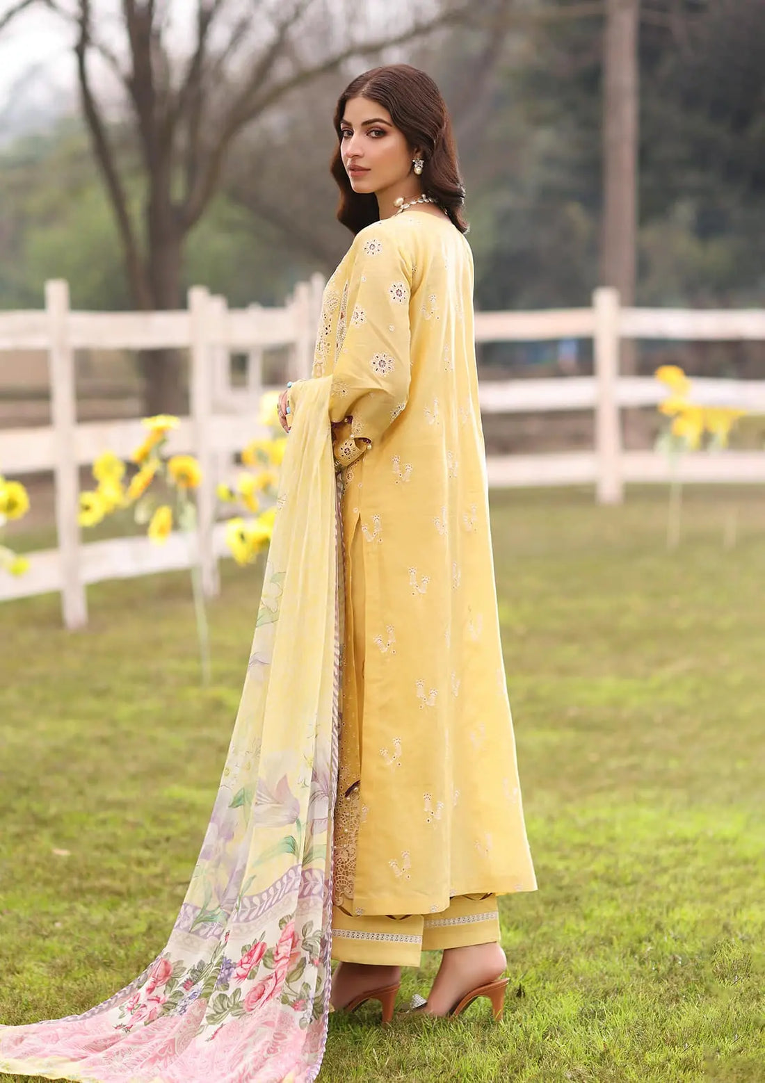 Kahf Premium | Festive Lawn 24 | KFL-05 SAHAR - Official Kahf Premium stockist in UK - Sakeena London