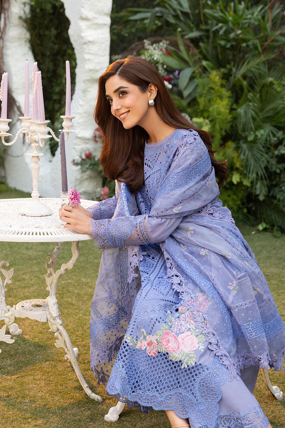 Sobia Nazir | Luxury Lawn 25 | 10B - Official Sobia Nazir stockist in UK - Sakeena London