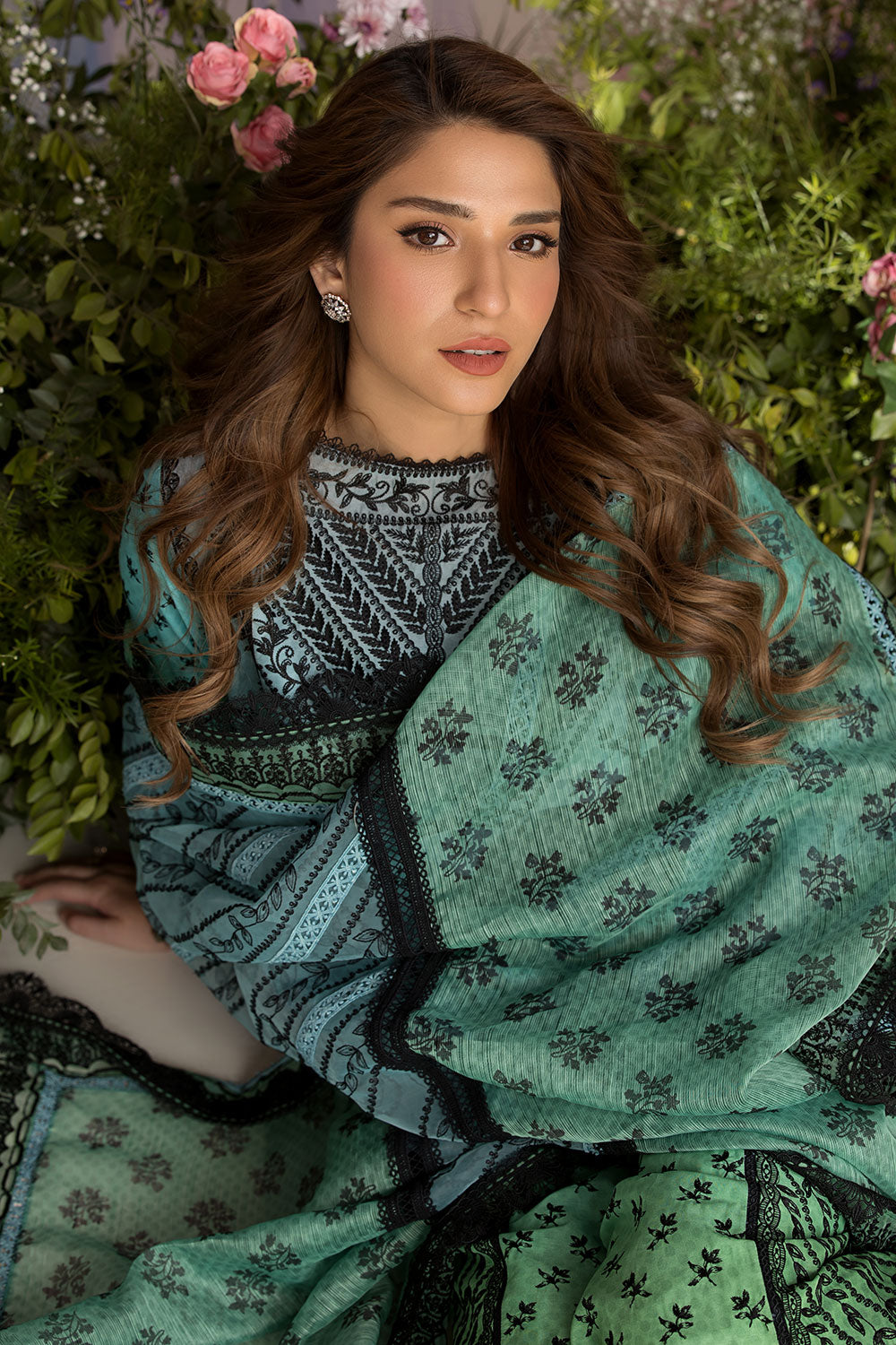 Sobia Nazir | Luxury Lawn 25 | 12A - Official Sobia Nazir stockist in UK - Sakeena London