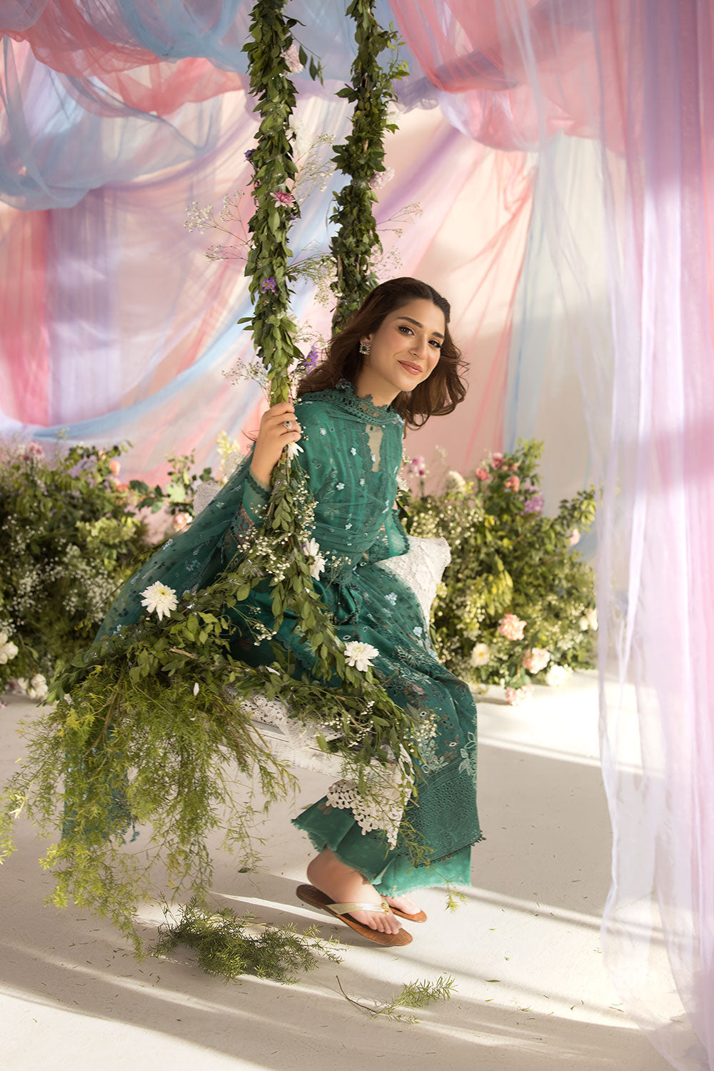 Sobia Nazir | Luxury Lawn 25 | 15B - Official Sobia Nazir stockist in UK - Sakeena London