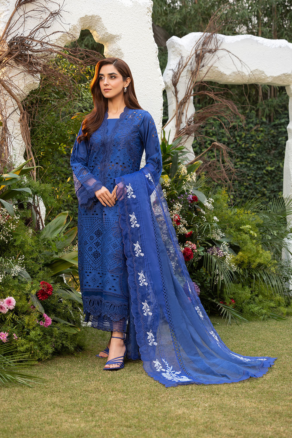 Sobia Nazir | Luxury Lawn 25 | 1B - Official Sobia Nazir stockist in UK - Sakeena London