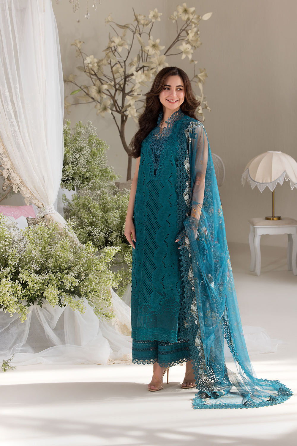 Sobia Nazir | Luxury Lawn 25 | 2A - Official Sobia Nazir stockist in UK - Sakeena London