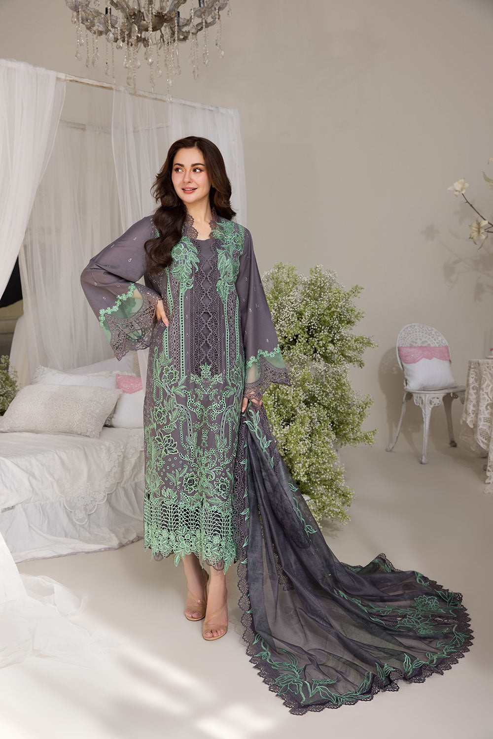 Sobia Nazir | Luxury Lawn 25 | 3B - Official Sobia Nazir stockist in UK - Sakeena London