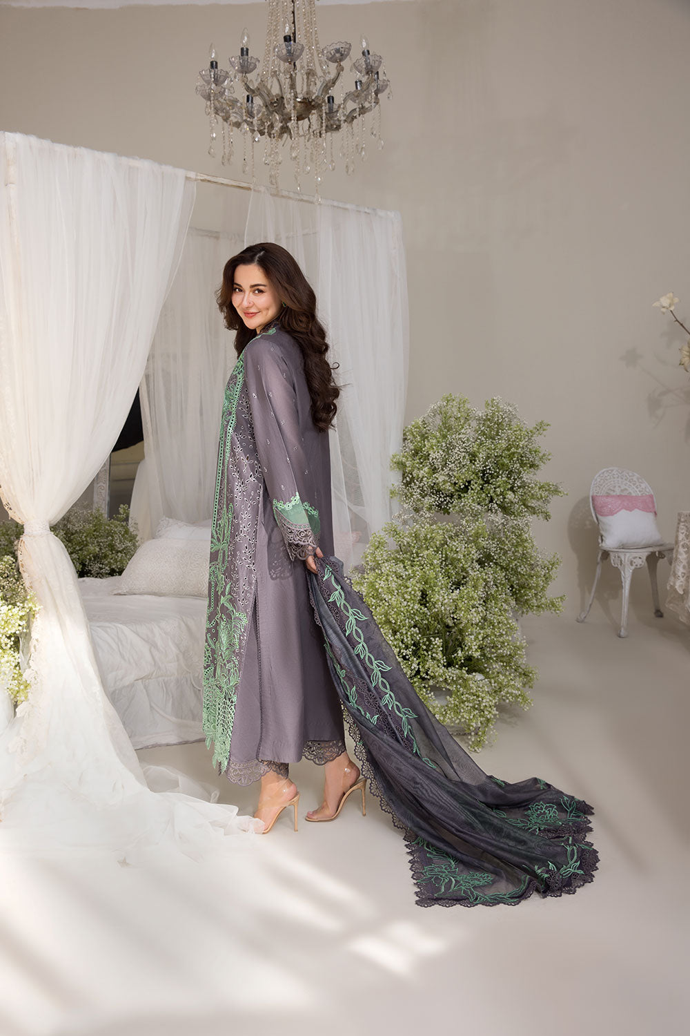 Sobia Nazir | Luxury Lawn 25 | 3B - Official Sobia Nazir stockist in UK - Sakeena London