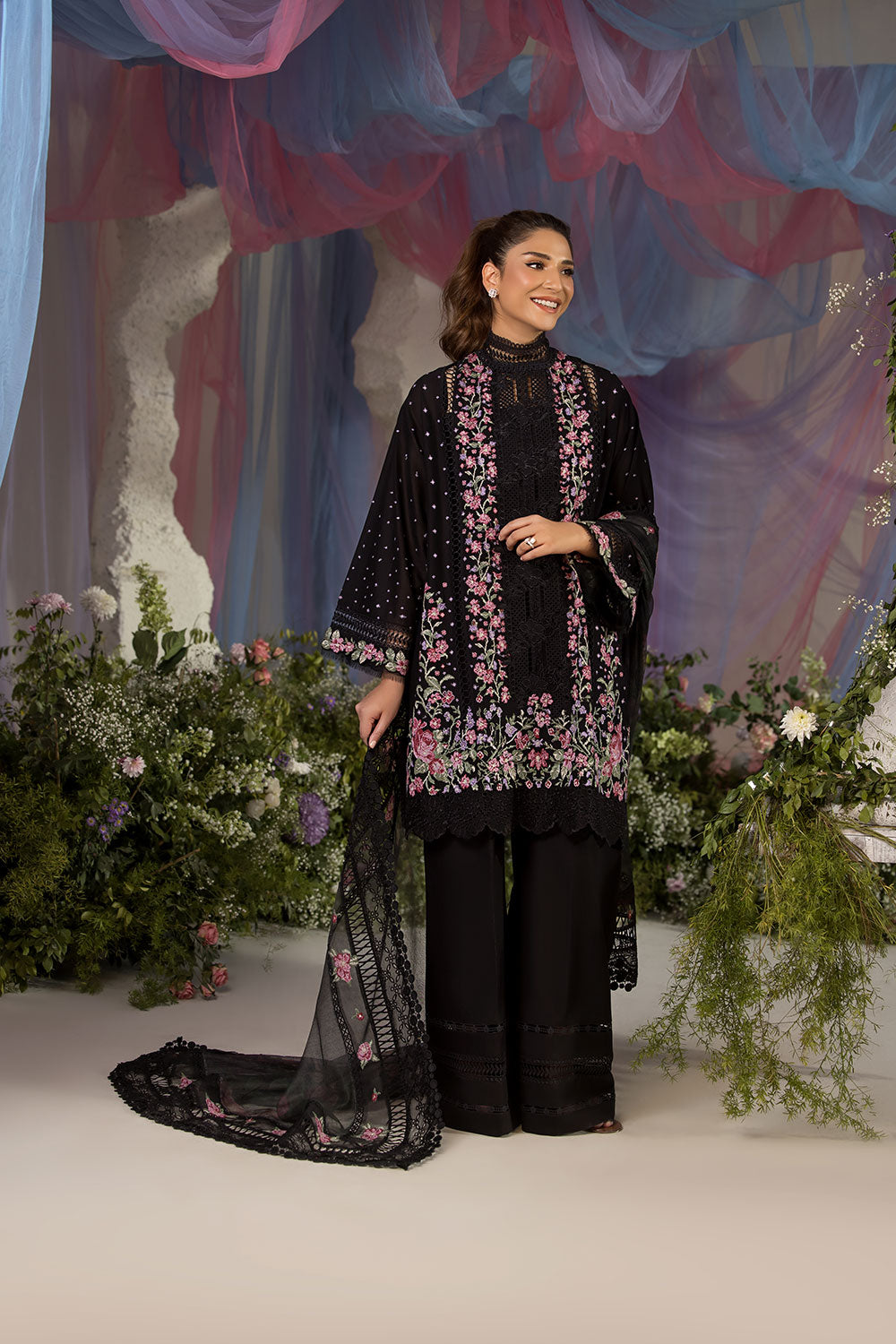 Sobia Nazir | Luxury Lawn 25 | 4B - Official Sobia Nazir stockist in UK - Sakeena London