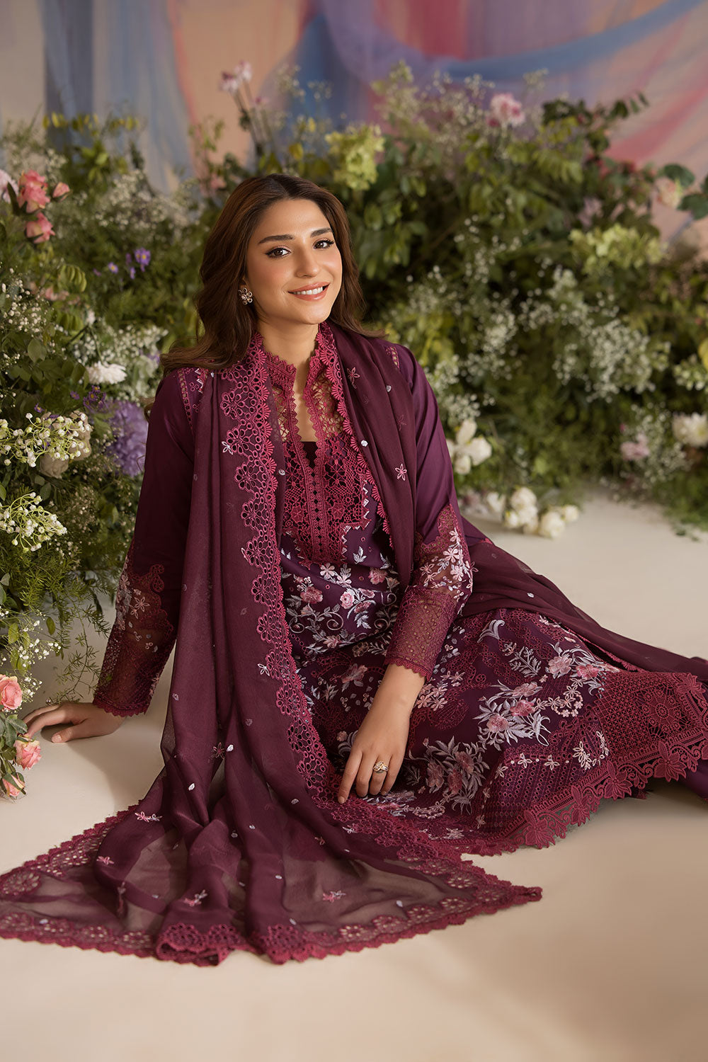 Sobia Nazir | Luxury Lawn 25 | 6A - Official Sobia Nazir stockist in UK - Sakeena London