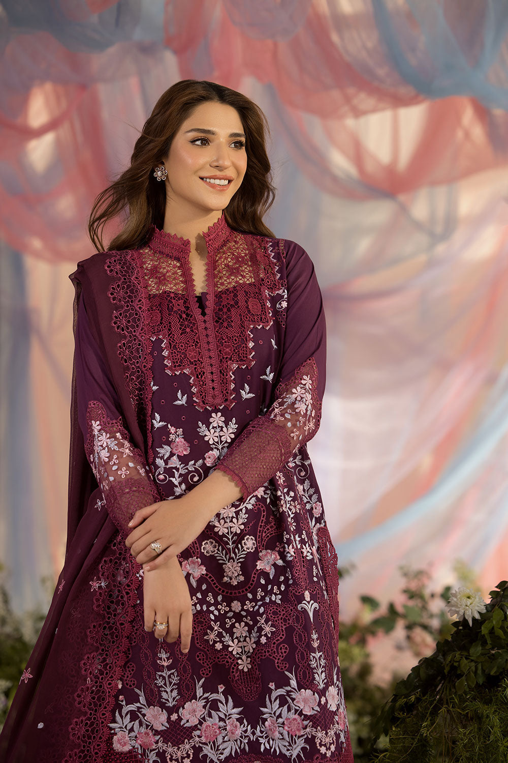 Sobia Nazir | Luxury Lawn 25 | 6A - Official Sobia Nazir stockist in UK - Sakeena London