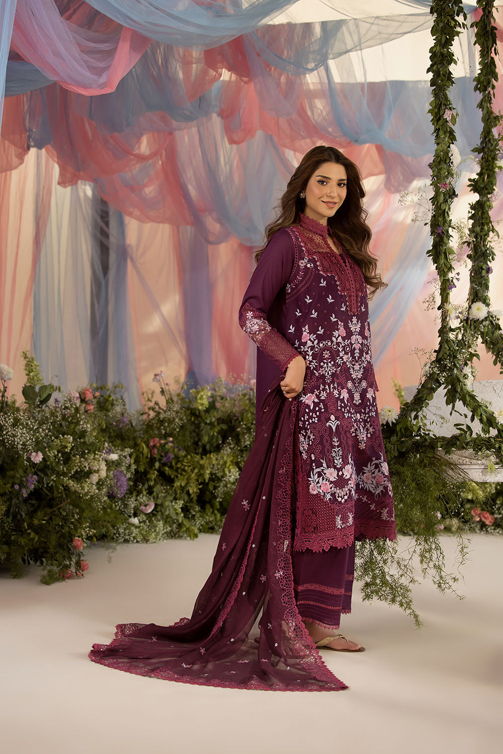 Sobia Nazir | Luxury Lawn 25 | 6A - Official Sobia Nazir stockist in UK - Sakeena London