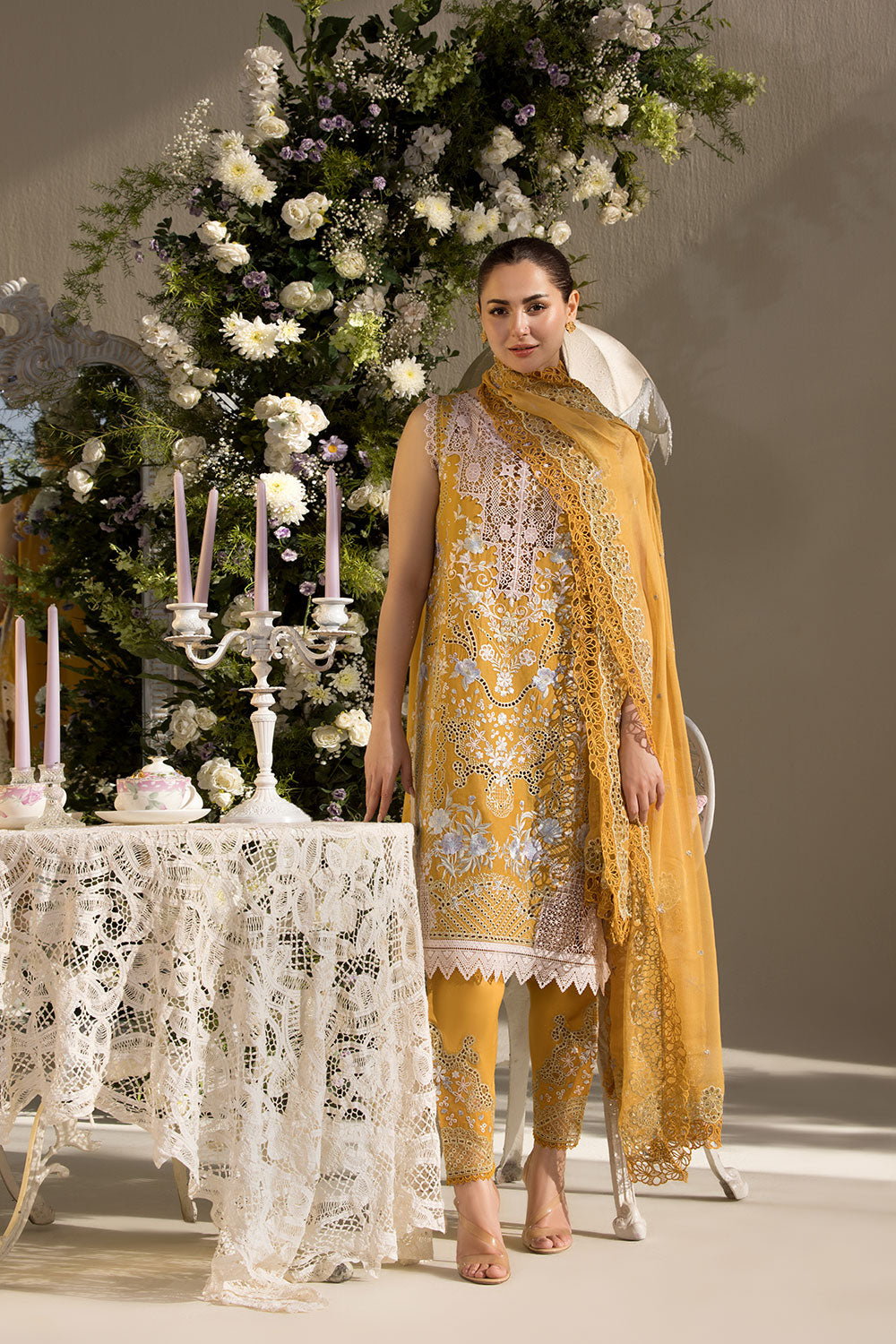 Sobia Nazir | Luxury Lawn 25 | 6B - Official Sobia Nazir stockist in UK - Sakeena London