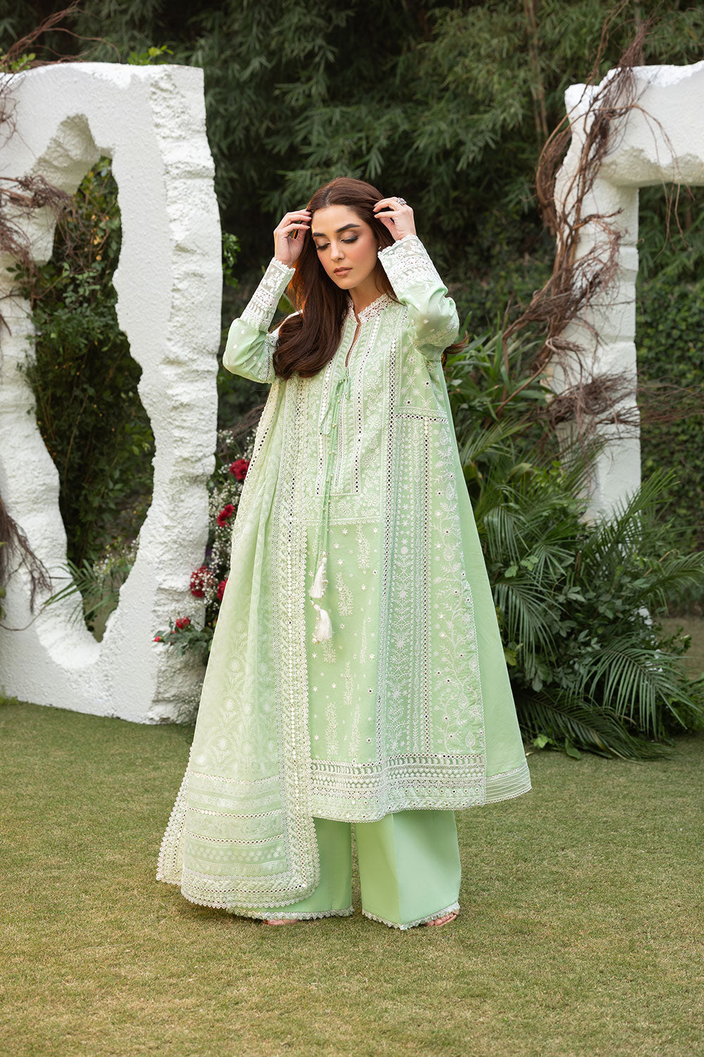 Sobia Nazir | Luxury Lawn 25 | 7B - Official Sobia Nazir stockist in UK - Sakeena London