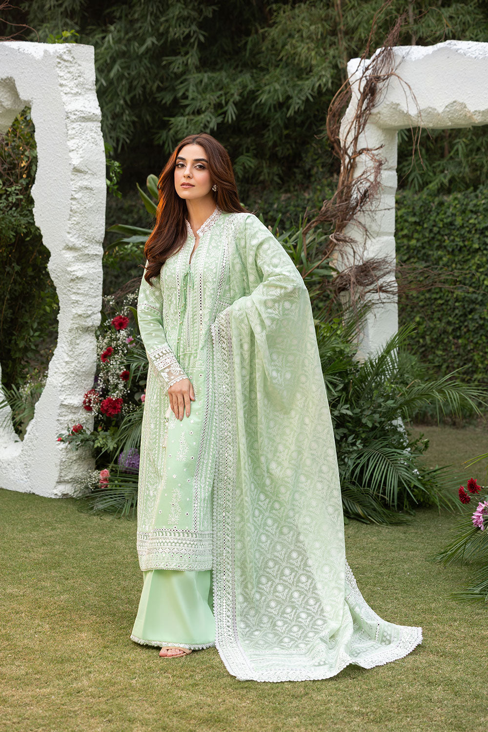 Sobia Nazir | Luxury Lawn 25 | 7B - Official Sobia Nazir stockist in UK - Sakeena London